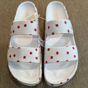 Women's Size 9 Old Navy Maple Leaf (Oh, Canada!) Slide Sandals